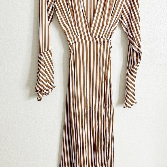 NEW Faithfull the Brand Carioca Wrap Maxi dress size 2 - Picture 4 of 10
